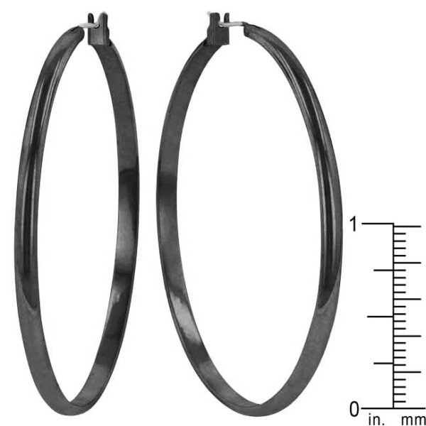 Hoop earring viewed from the side to show its rounded profile