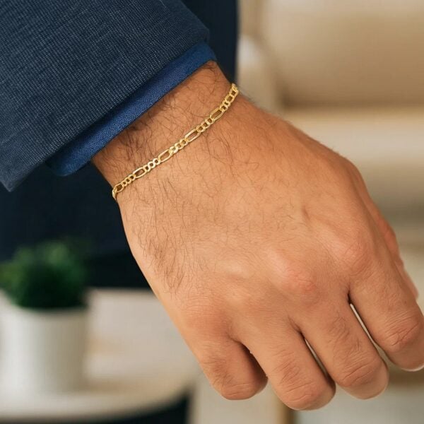 14k Yellow Gold Solid Figaro Bracelet (3.00 mm) - alternate view 5