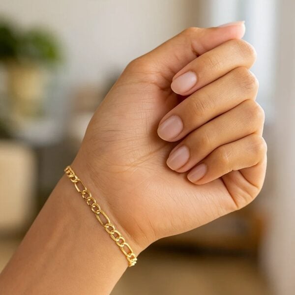 14k Yellow Gold Lite Figaro Bracelet (4.70 mm) - alternate view 3