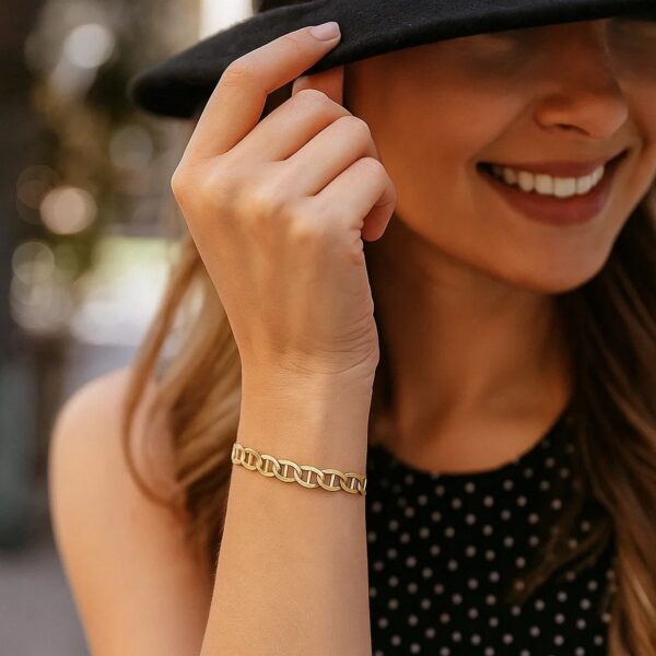 14k Yellow Gold Mariner Link Bracelet (4.50 mm) - alternate view 5