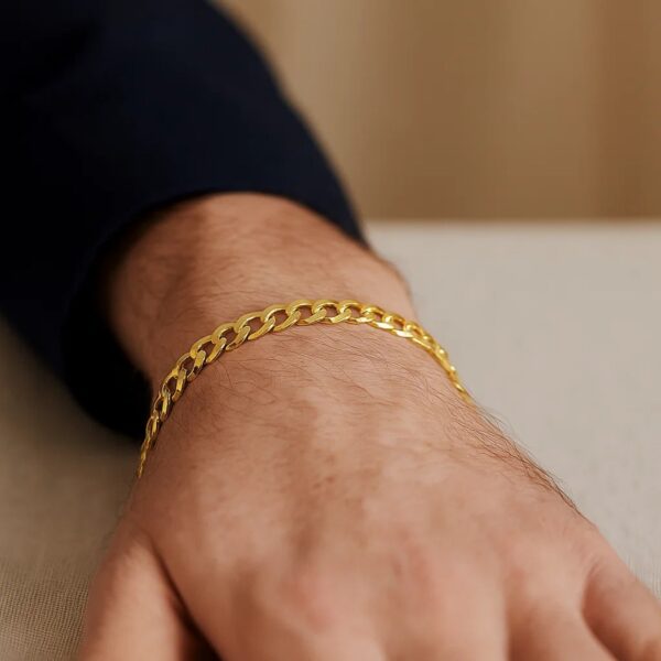 10k Yellow Gold Curb Bracelet (5.70 mm) - alternate view 3