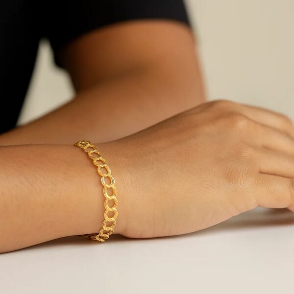 14k Yellow Gold Triple Link Charm Bracelet (5.00 mm) - alternate view 4