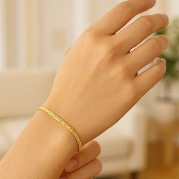 14k Yellow Gold Super Flex Herringbone Bracelet (2.80 mm) - alternate view 5