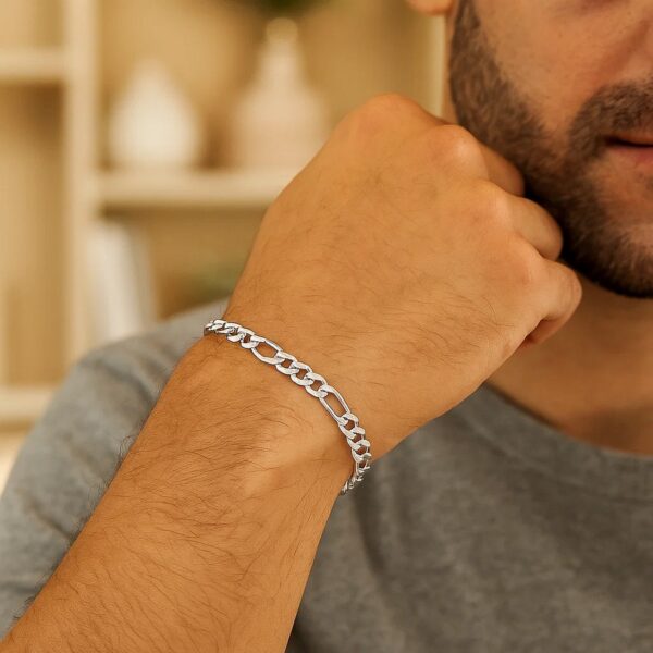 14k White Gold Solid Figaro Bracelet (4.50 mm) - alternate view 3