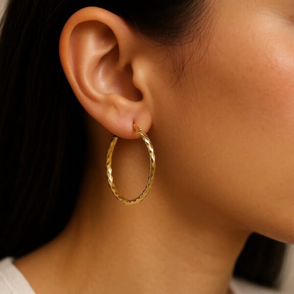 14k Yellow Gold Slender Hoop Earring with Diamond-Cut Finish (25mm Diameter) - alternate view 5