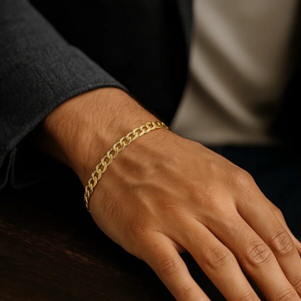14k Yellow Gold Solid Curb Bracelet (4.70 mm) - alternate view 4