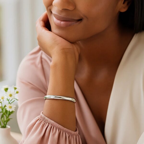 Classic Bangle in 14k White Gold (5.00 mm) - alternate view 5