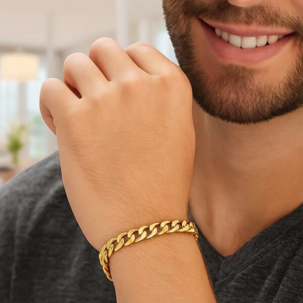 14k Yellow Gold Solid Miami Cuban Bracelet (6.00 mm) - alternate view 5