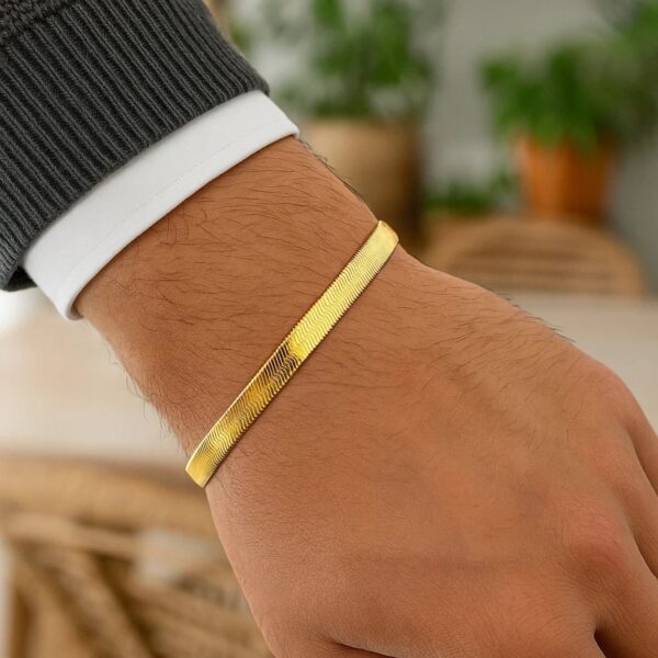 14k Yellow Gold Super Flex Herringbone Bracelet (4.60 mm) - alternate view 5