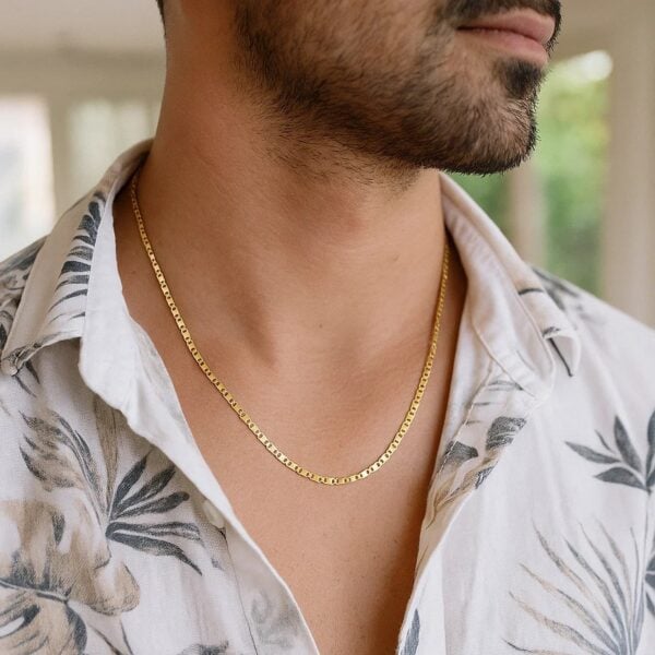 14k Yellow Gold Mariner Link Chain (1.70 mm) - alternate view 2