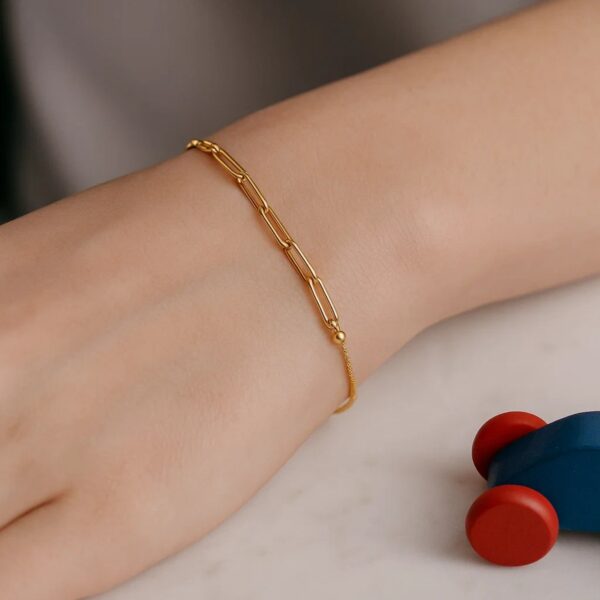 14K Yellow Gold Adjustable Bracelet with Paperclip Chain (1.00 mm) - alternate view 4