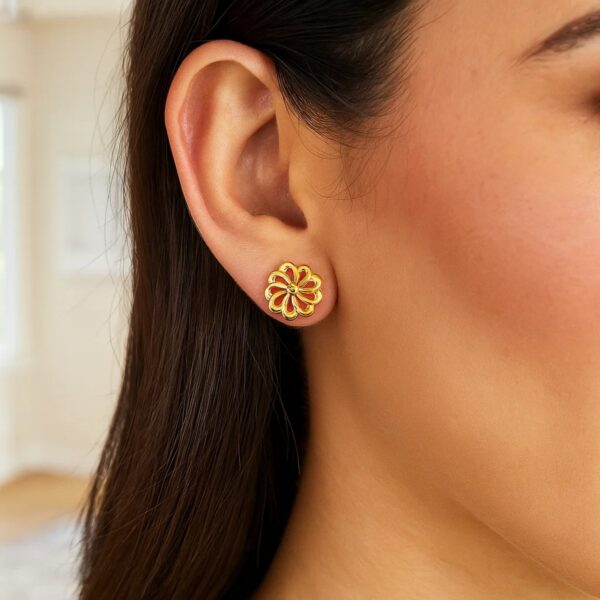 14k Yellow Gold Post Earrings with Flowers - alternate view 3