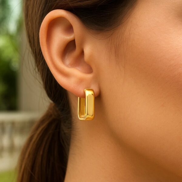 14 Yellow Gold Square Hoop Earrings - alternate view 5