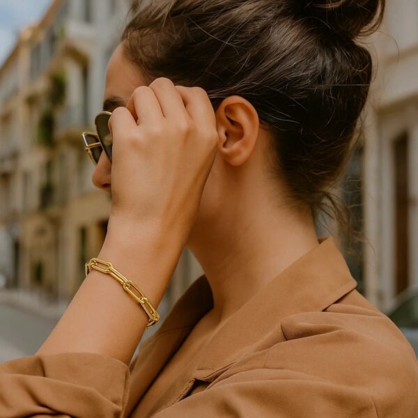 Long Domed Paperclip Bracelet in 14K Yellow Gold (4.80 mm) - alternate view 3