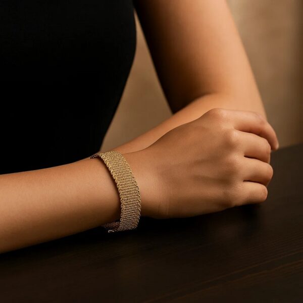 Diamond Cut Mesh Cleopatra Bracelet in 14K Yellow Gold - alternate view 3