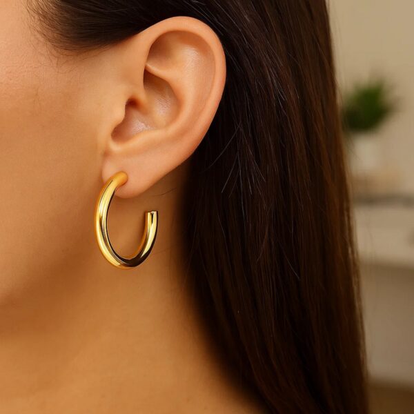 Round C Hoop Earrings in 14K Yellow Gold - alternate view 3