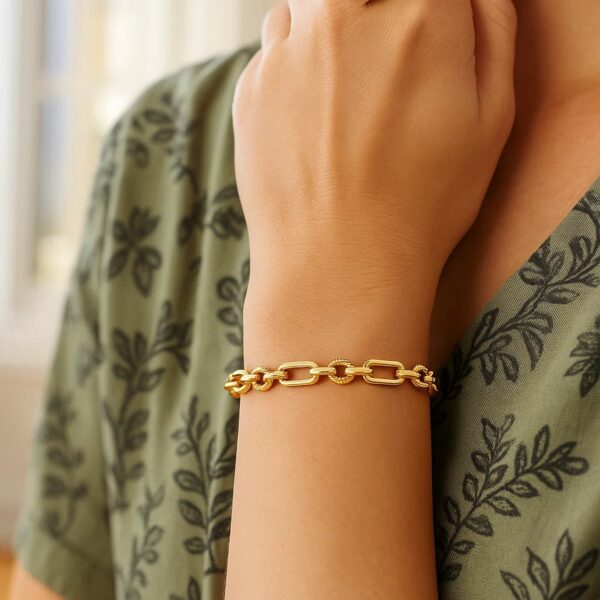 14k Yellow Gold Polished and Textured Link Bracelet (6.30 mm) - alternate view 4