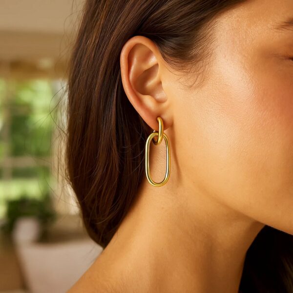14K Yellow Gold Polished Oval Linked Hoop Earrings - alternate view 3