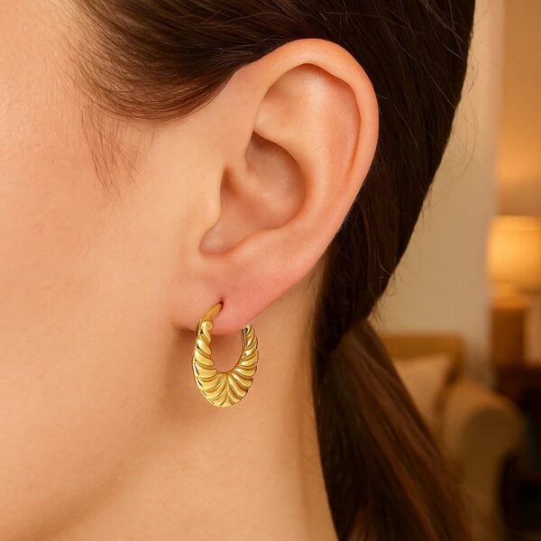 14K Yellow Gold Graduated Grooved Fancy Hoop Earrings - alternate view 2