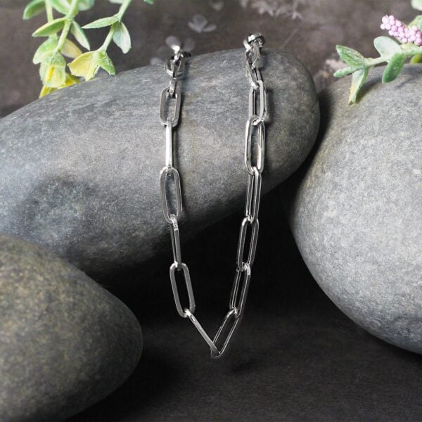 14k White Gold Bold Paperclip Chain (4.2 mm) - alternate view 4