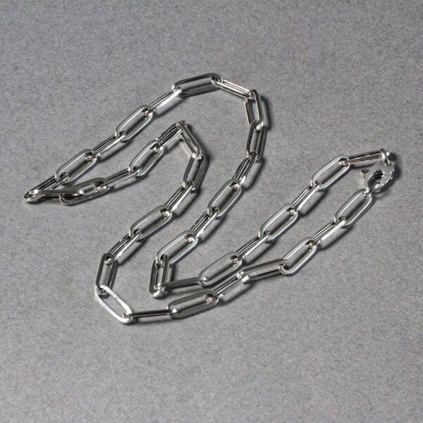 14k White Gold Bold Paperclip Chain (4.2 mm) - alternate view 5