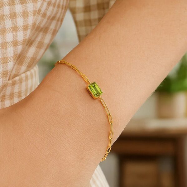 14K Yellow Gold Peridot Paperclip Bracelet (1.50 mm) - alternate view 4