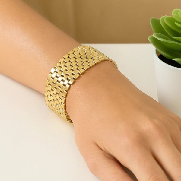 14K Yellow Gold Large Cobblestone Link Bracelet (22.90 mm) - alternate view 3