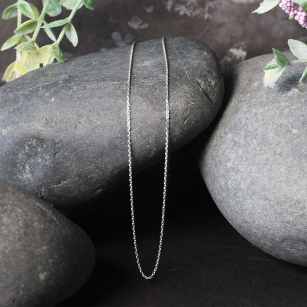 18k White Gold Round Cable Link Chain (0.97 mm) - alternate view 5