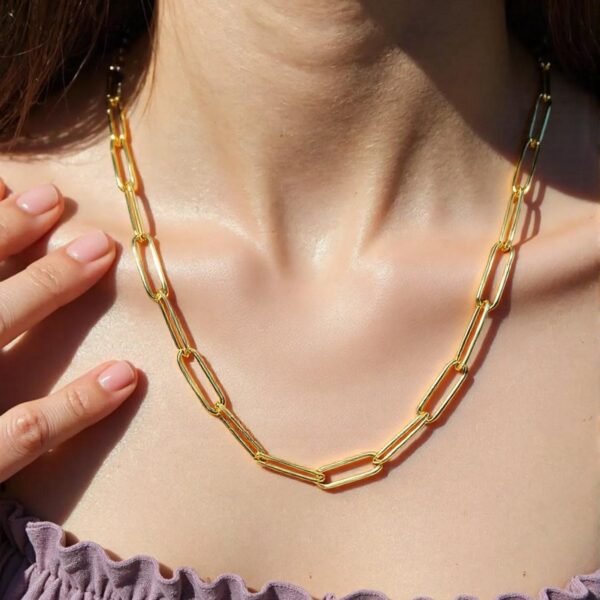 14K Yellow Gold Bold Paperclip Chain (4.20 mm) - alternate view 5