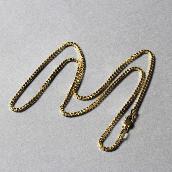 14k Yellow Gold Semi Solid Box Chain (1.80 mm) - alternate view 5