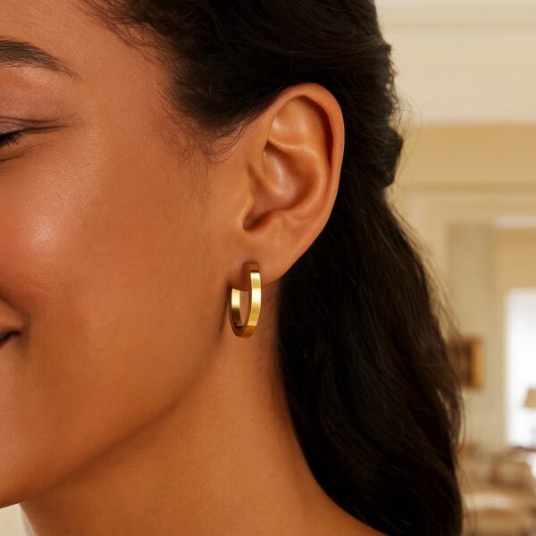 14K Yellow Gold Square Tube Hoop Earrings(3x20mm) - alternate view 3