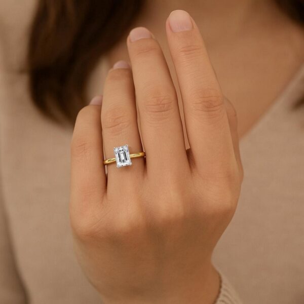 2 Carat Emerald Lab Grown IGI G/VS1 Diamond Solitaire Ring in 10K Yellow Gold - alternate view 5