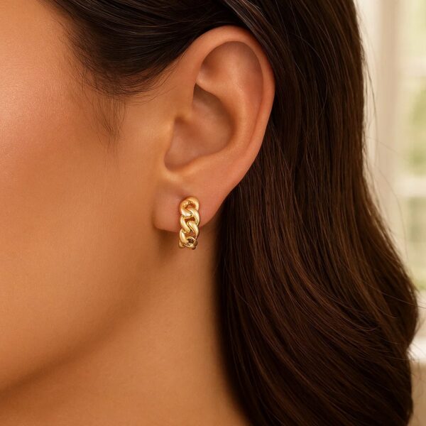 14K Yellow Gold Thick Curb Chain Huggie Hoop Earrings(4.2x12.4mm) - alternate view 4
