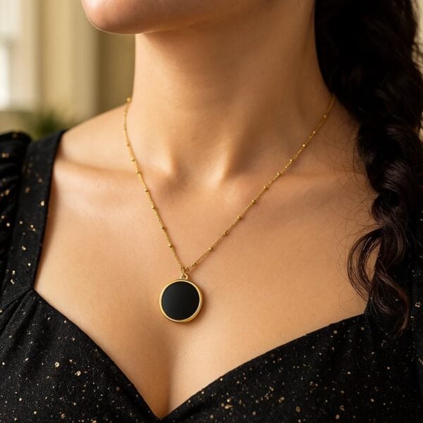 14K Yellow Gold Onyx Inlay Circle Necklace - alternate view 5