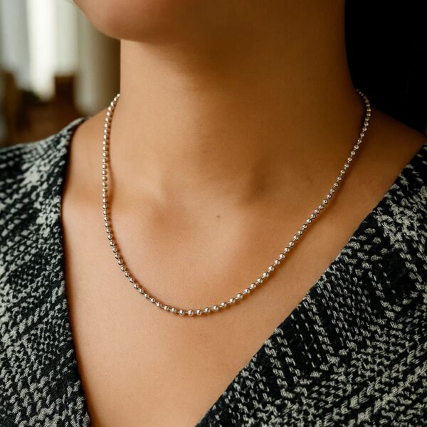 Moon Cut Bead Chain in 14k White Gold (2.50 mm) - alternate view 4