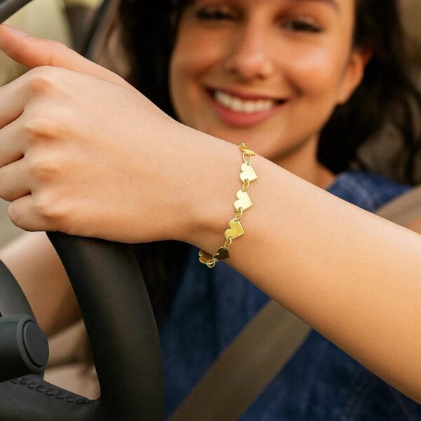 Mirror Heart Chain Bracelet in 10K Yellow Gold (4.70 mm) - alternate view 3