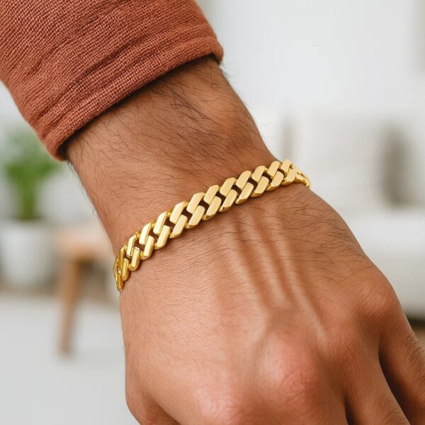 14k Yellow Gold High Polish Modern Lite Edge Bracelet (8.00 mm) - alternate view 4
