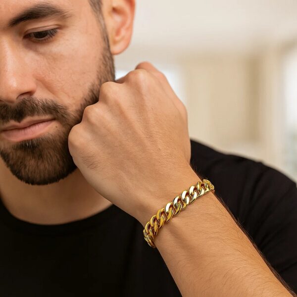 14k Yellow Gold Classic Miami Cuban Bracelet (10.10 mm) - alternate view 2