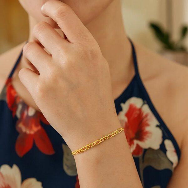 10k Yellow Gold Link Figaro Bracelet (2.60 mm) - alternate view 5