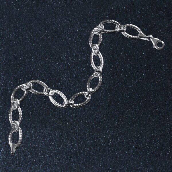 Textured Oval Link Bracelet in 14k White Gold (8.60 mm) - alternate view 4
