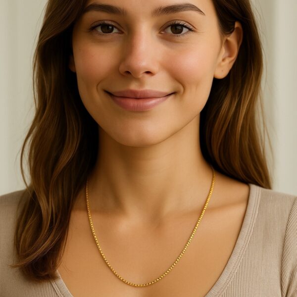 Sterling Silver Yellow Gold Plated Classic Box Chain (1.10 mm) - alternate view 3