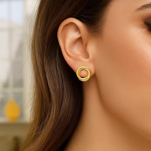 14K Yellow Gold Interlocking Trinity Stud Earrings (11.30 mm) - alternate view 3