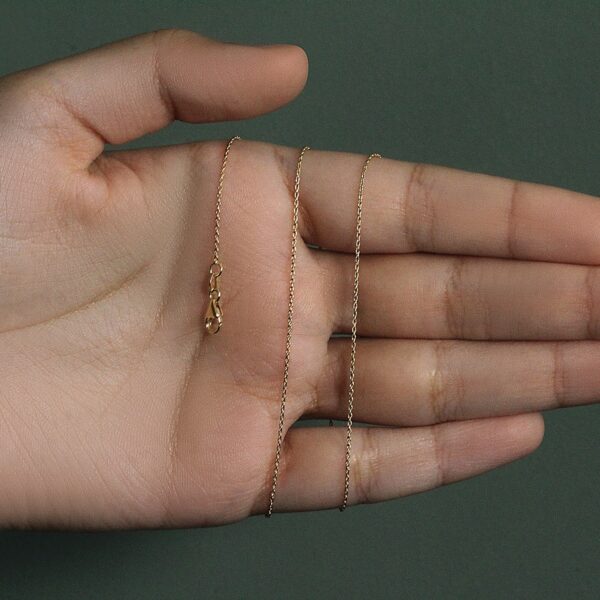 10k Yellow Gold Oval Cable Link Chain (0.97 mm) - alternate view 5