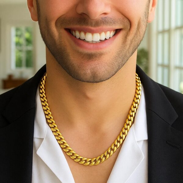14k Yellow Gold Classic Miami Cuban Solid Chain (8.20 mm) - alternate view 2