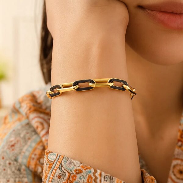 14k Yellow Gold Black Onyx Paperclip Gem Link Bracelet (7.00 mm) - alternate view 5