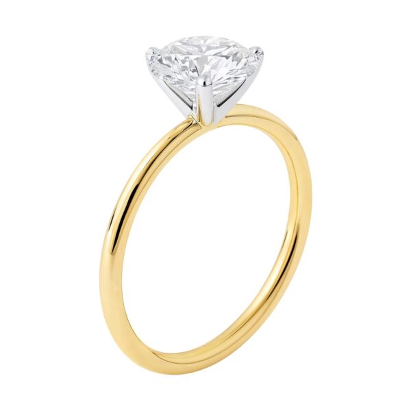 1 1/2 Carat Round Lab Grown IGI G/VS1 Diamond Solitaire Ring in 14K Yellow Gold - alternate view 2