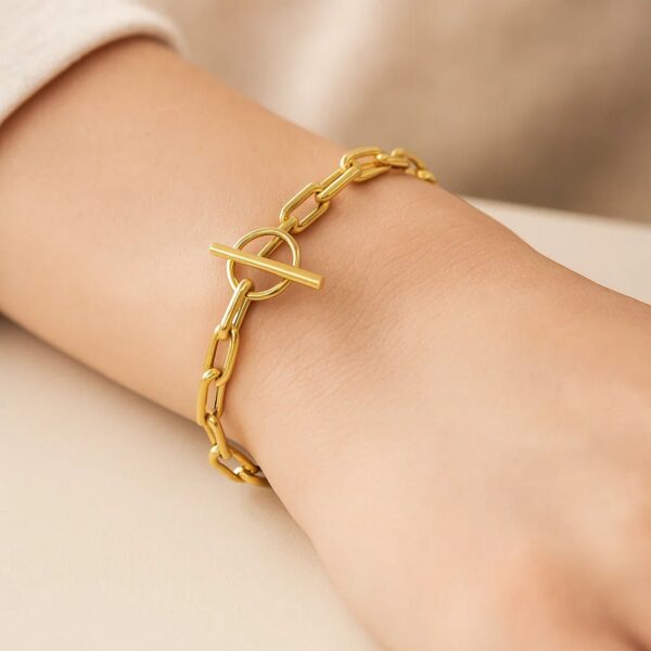 14K Yellow Gold Paperclip Toggle Bracelet - alternate view 4