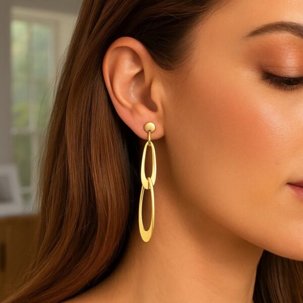 14k Yellow Gold Italian Oval Link Earrings - alternate view 2