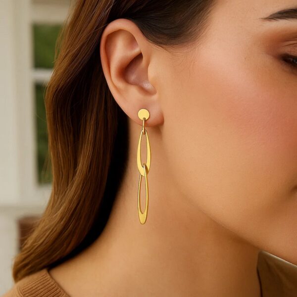 14k Yellow Gold Italian Oval Link Earrings - alternate view 3