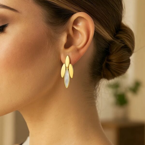 14K Yellow Gold La Grand Dame Earrings - alternate view 4